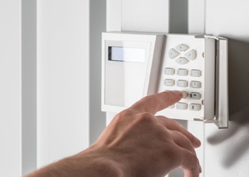 alarm-key-holder-bg
